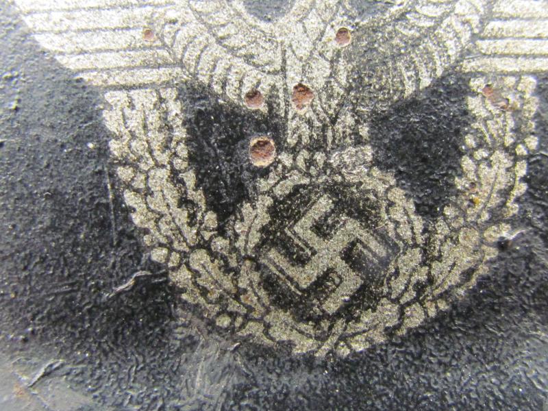 M35 Double Decal Polizei ‘beaded’ Luftschutz Helmet EF66