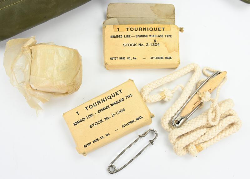 US Medical Emergency Kit aeronautic