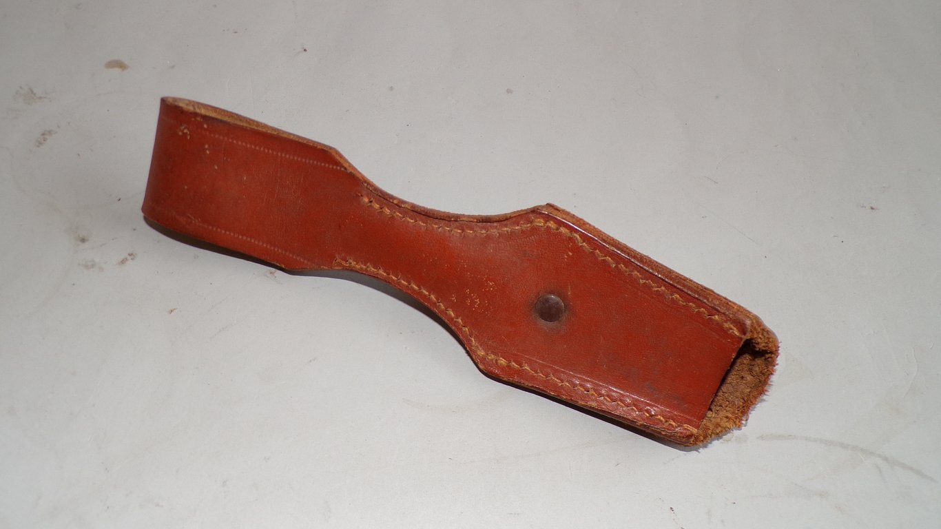 Brown Leather KS98 Dress Bayonet Frog Mint