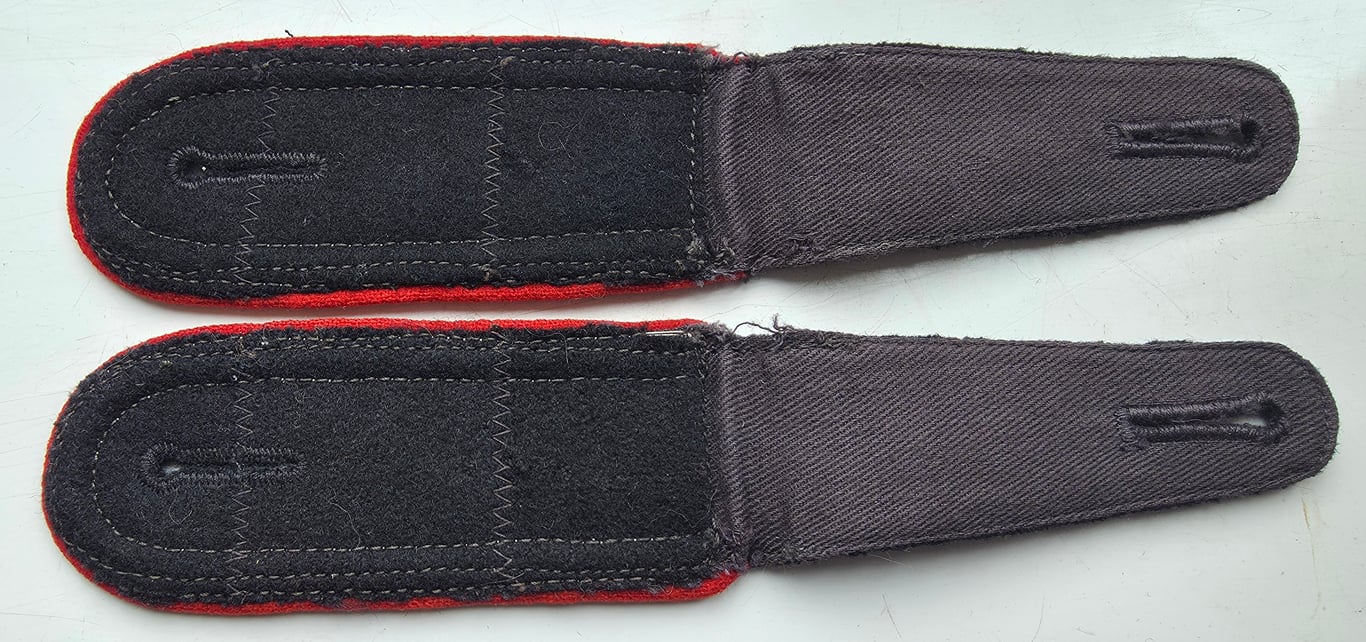 WW2 German Panzer Artillery Unteroffizier straps