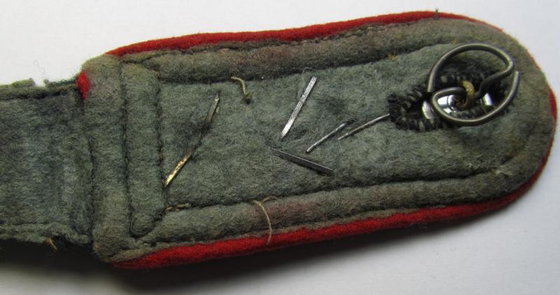 Attractive - albeit regrettably single! - early- (ie. mid-) war-period WH (Heeres) 'M36'- (ie. 'M40'-) pattern (rounded-style) 'cyphered', NCO-type shoulderstrap as was intended for a: 'Feldwebel u. Mitglied des Beobachtungs-Abteilungs 6'