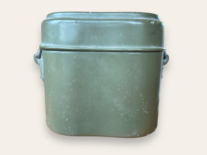 German WWII Messkit -V.A.L. 39-