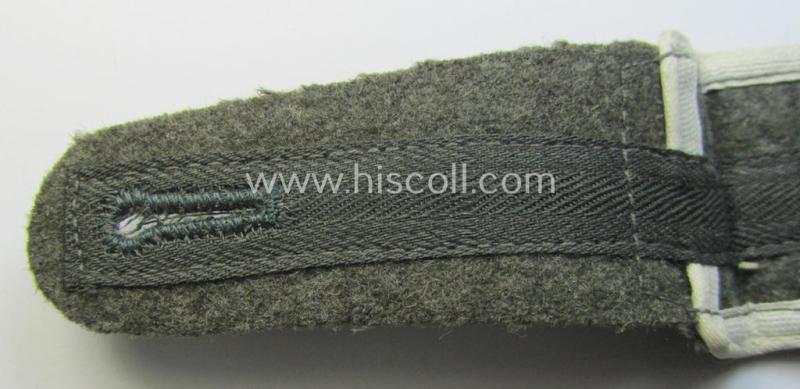 Single, WH (Heeres) later-war period- (ie. 'simplified'- ie. 'M44-'-pattern-) EM-type shoulderstrap: 'Soldat der Infanterie-Trpn.'