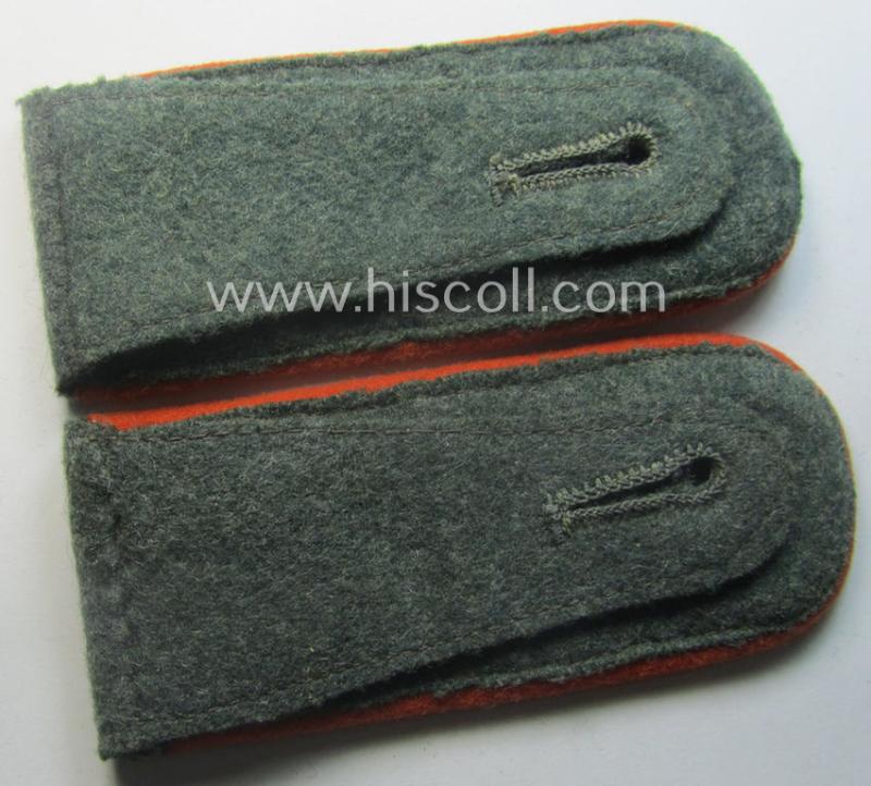 Pair of WH (Heeres) EM-type shoulderstraps: 'Soldat der Feldgendarmerie-Trpn.'