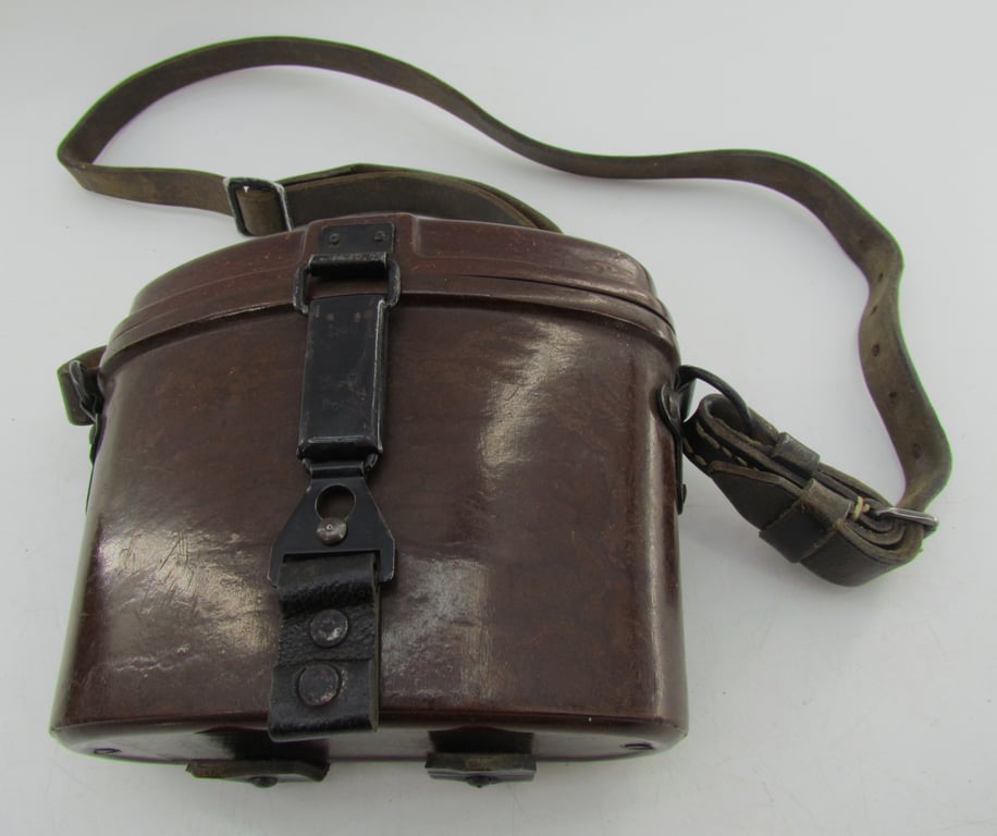 Red-Brown Bakelite 6x30 Dienstglas Case with original carrying strap