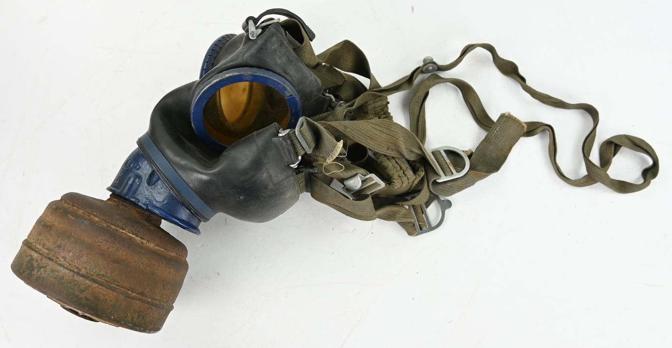 German WH M31 Tropical Gasmask Cannister