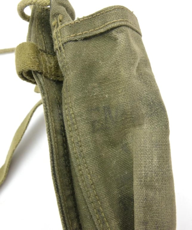 USAAF WW2 2 Emergency Oxygen Cylinder Bailout Bottle Pouch