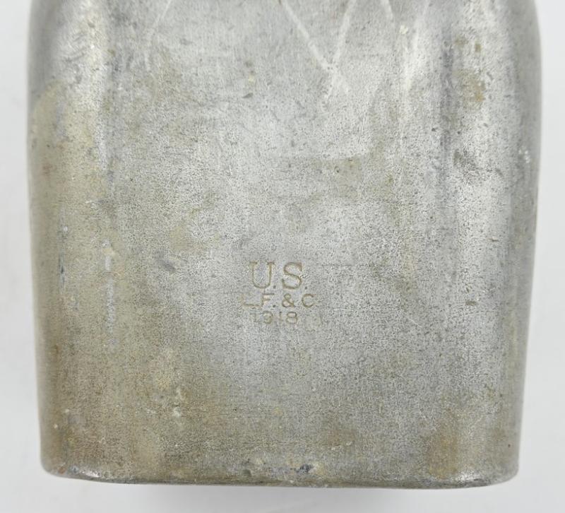 US WW1 M-1917 Cavarly Canteen with Carrying Hook