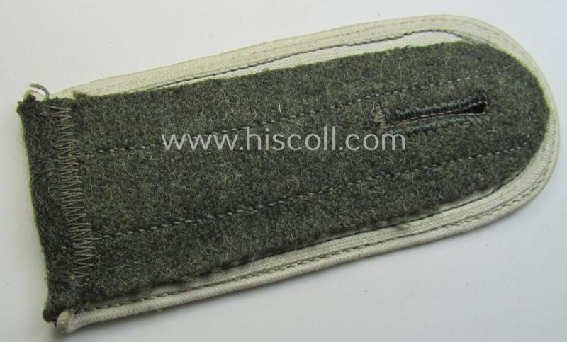 Single, WH (Heeres) later-war period- (ie. 'simplified'- ie. 'M44-'-pattern-) EM-type shoulderstrap: 'Soldat der Infanterie-Trpn.'