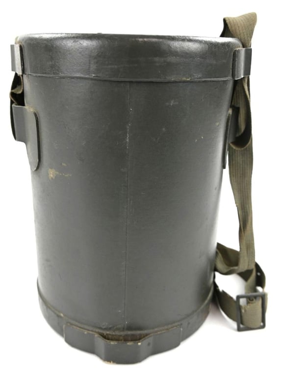 German Luftschutz Gasmask & Tornister VUPA