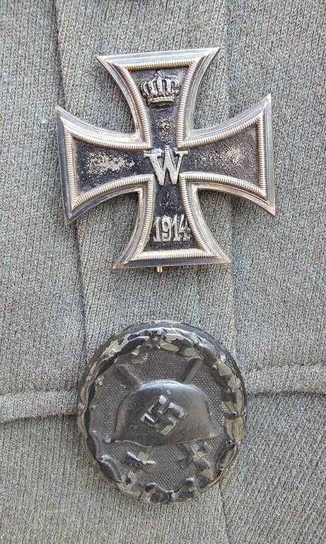 World War II German Medical officer tunic -more pictures