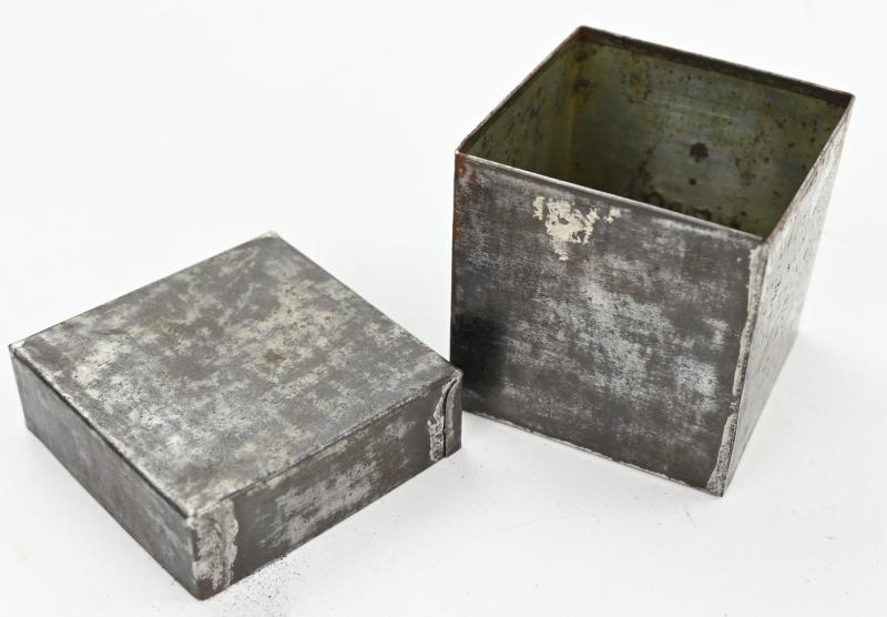 Dutch WW2 Era Thee Tin Can