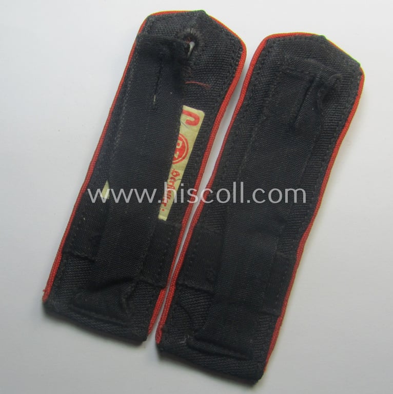 Pair of bright-red-piped, so-called: 'Allgemeine-HJ' (ie. Hitlerjugend) shoulderstraps as intended for usage by a: 'Hitlerjunge' who served within: 'Bann 270' (270 = 'Bann Schlossberg o. Schaulauen' in the 'Gebiet Ost Ostland')