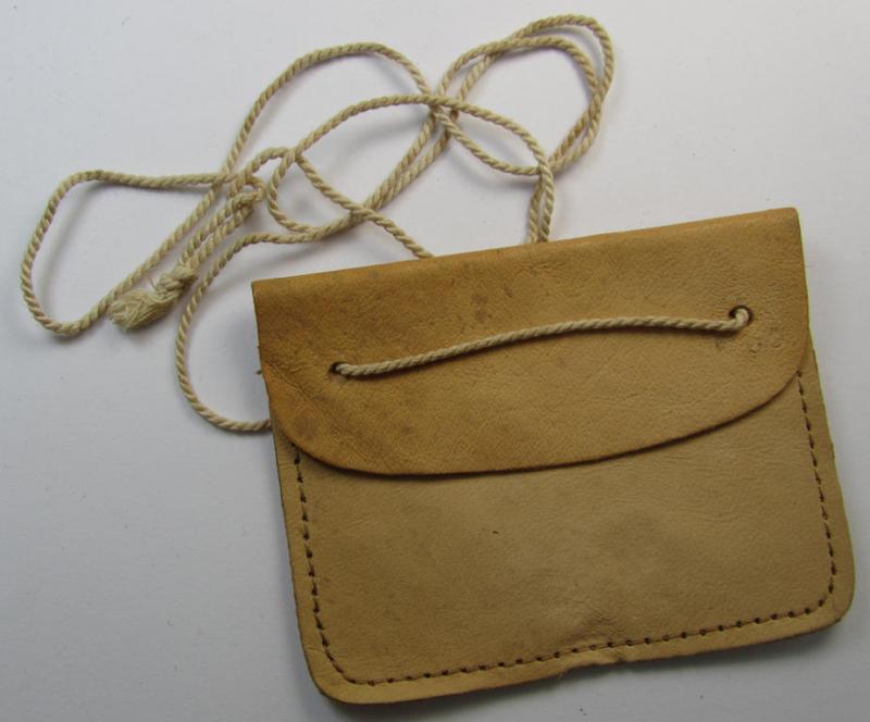 Superb, natural-coloured- and/or genuine leather-based, period pouch as was intended to store an ID-disc (ie. 'Tragetasche für Erkennungsmarke') being a 'virtually mint- ie. unissued' ie. never used example