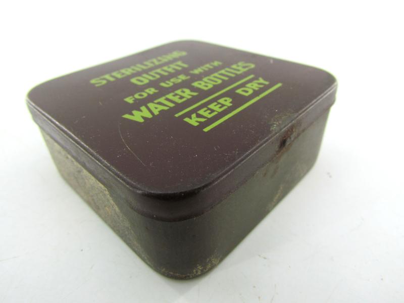 British WWII ( RAF ) water sterilizing outfit - complete