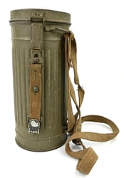 German WH M31 Camo Gasmask & Cannister