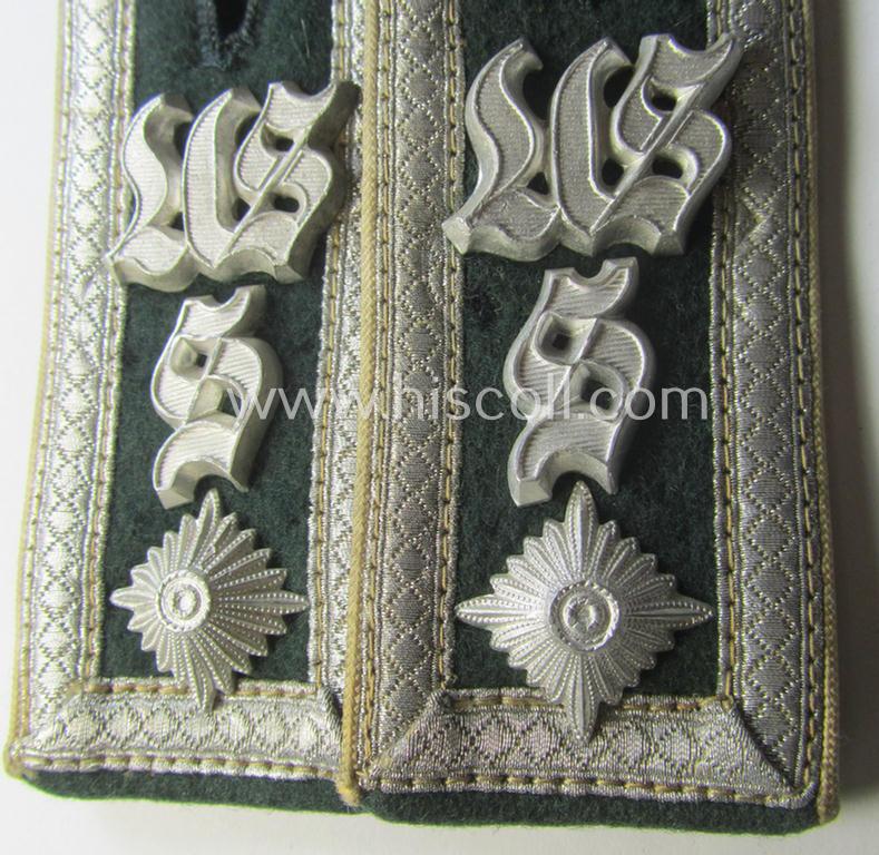 Pair of WH (Heeres), early- (ie. pre-) war-period, 'M36 o. M40'-pattern, neatly 'cyphered') NCO-type shoulderstraps as intended for a: 'Feldwebel und Mitglied des Uffz.-Schule Sigmaringen'