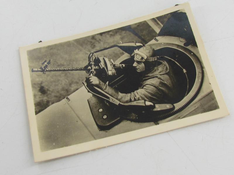Luftwaffe Airgunner With MG15 Photo