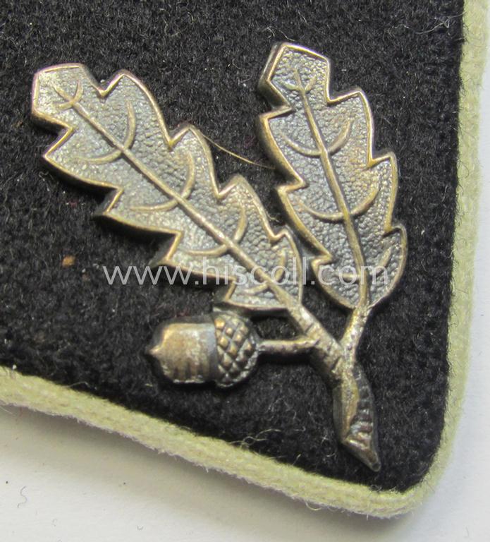 Neat - albeit regrettably single - EM-pattern collar-tab (ie. 'Kragenspiegel') as was specifically intended for - and worn by! - 'Wehrmänner' belonging to the organisation: 'Stahlhelmbund' (ie. 'Der Stahlhelm' - Bund der Frontsoldaten (or: St...