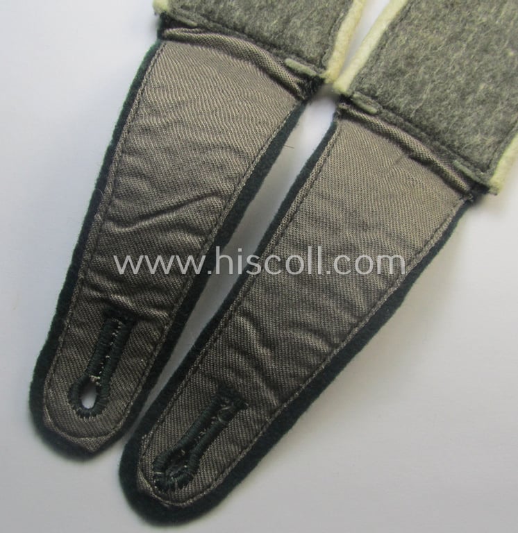 Pair of WH (Heeres), neatly 'cyphered' (ie. 'M40'-pattern) EM-type shoulderstraps as intended for a: 'Soldat und Mitglied des Uffz.-Schule Treptow'