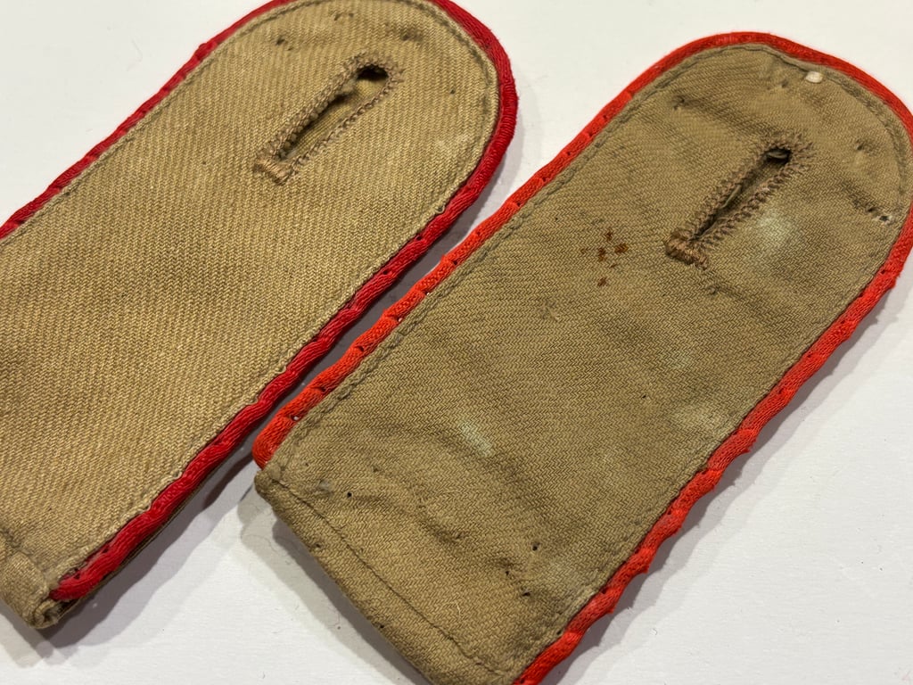 LW Tropical EM Shoulder Boards – Flak Artillery