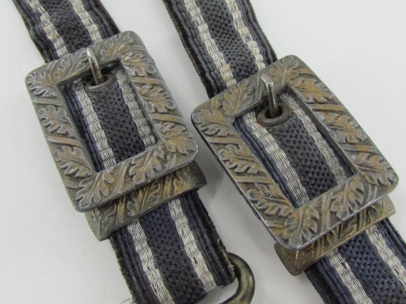 Luftwaffe officer dagger hangers by U.E.10 RZM