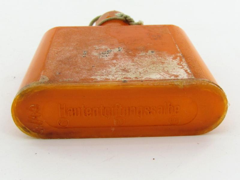 Wehrmacht anti-gas skin detoxification ointment (Hautentgiftungssalble)