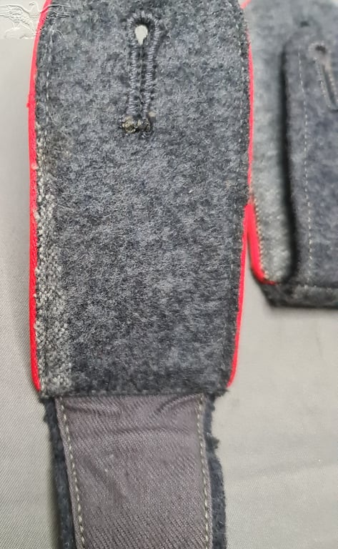 Matched Pair of Luftwaffe "Flak" Shoulder Boards