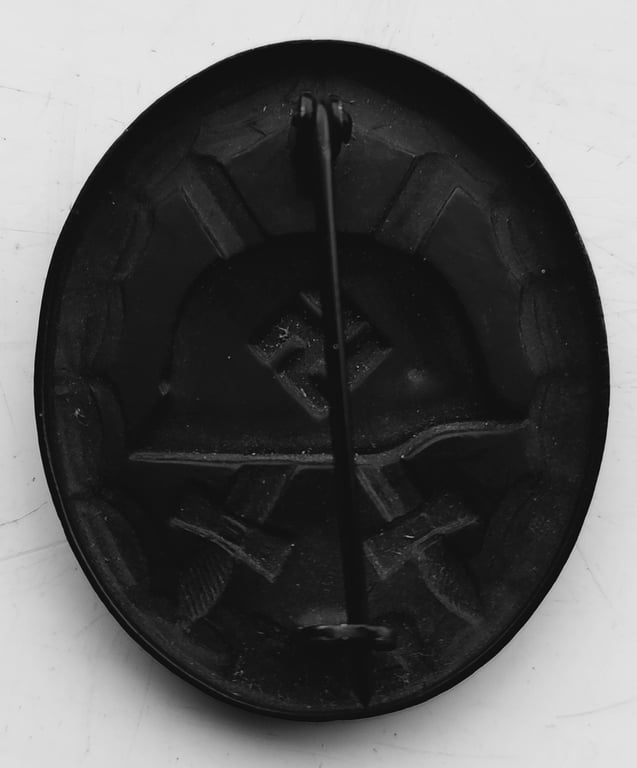 'Verwundeten-Abzeichen in Schwarz' non maker marked