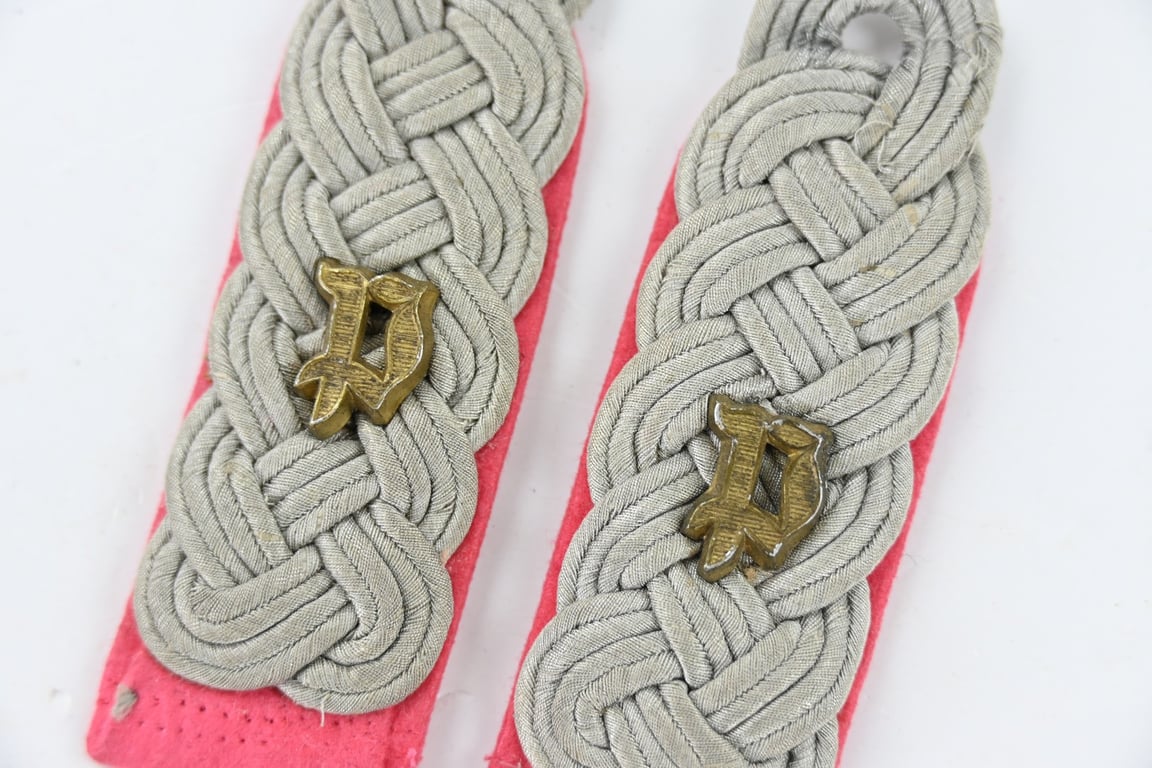 German WH Panzer Officer's Shoulderboard set