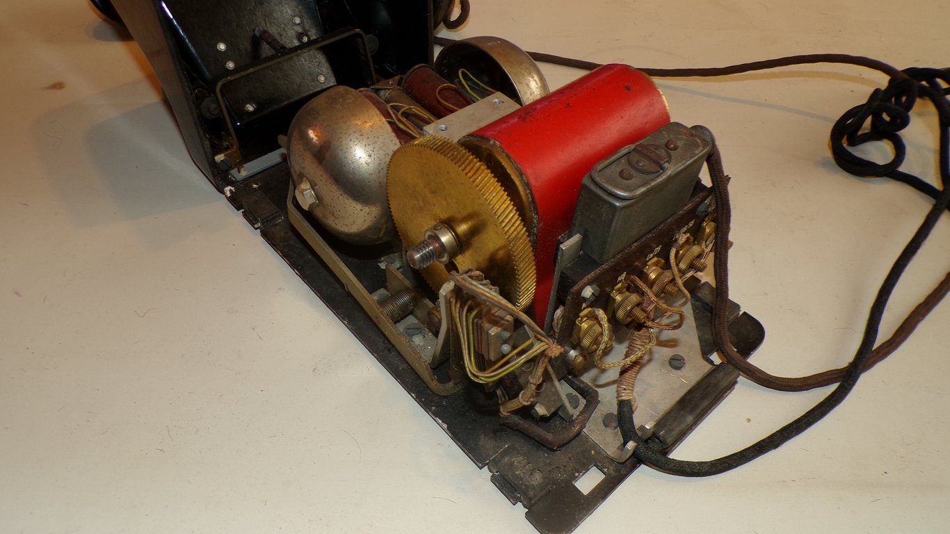 1939 Siemens Tischfernsprecher 38 (Tf. 38)