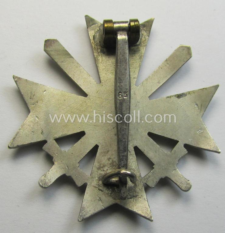 Superb, 'Kriegsverdienstkreuz 1. Klasse mit Schw.' being a maker- (ie. '65'-) marked (and/or 'Buntmetall'-based!) specimen by the maker: (ie. 'Hersteller') 'Klein u. Quenzer' that comes stored in its original, luxuriously-styled KvK-etui