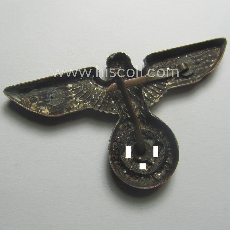 Golden-toned- and/or: 'Buntmetall'-based - (political-styled) visor- (ie. 'Schirmmützen'-) cap-eagle that is neatly: 'RzM' and/or 'M1/17' marked