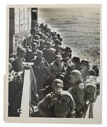 US WW2 Press Photo of American Troops at...