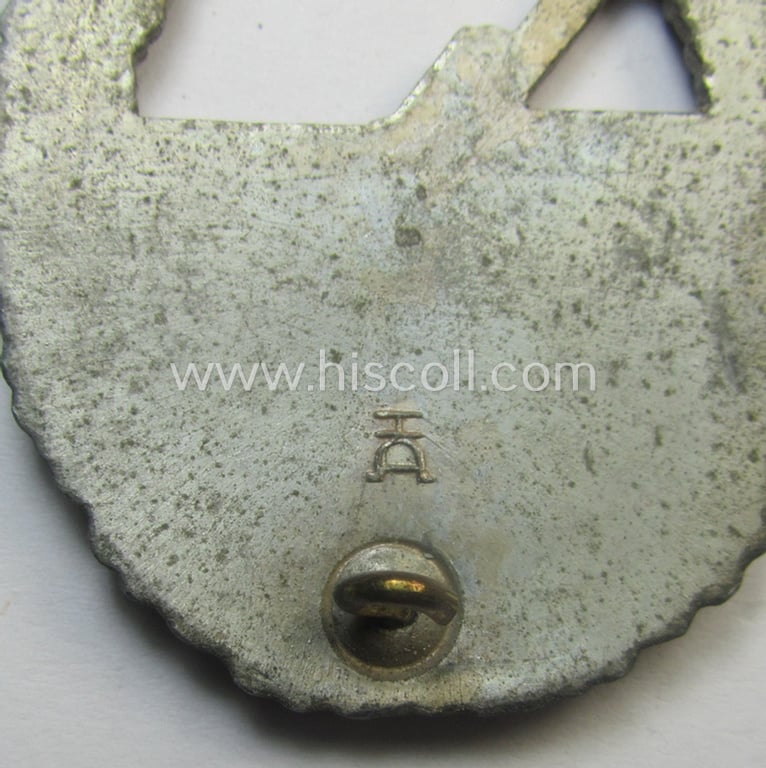 WH (Kriegsmarine) 'Marine-Artillerie-Abzeichen' being a typical zinc- (ie. 'Feinzink'-) based example by the desirable maker- (ie. 'Hersteller') 'H. Aurich - Dresden'