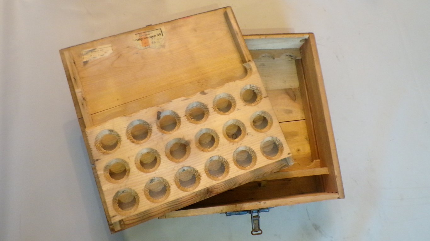 Eihandgranate 39 kasten