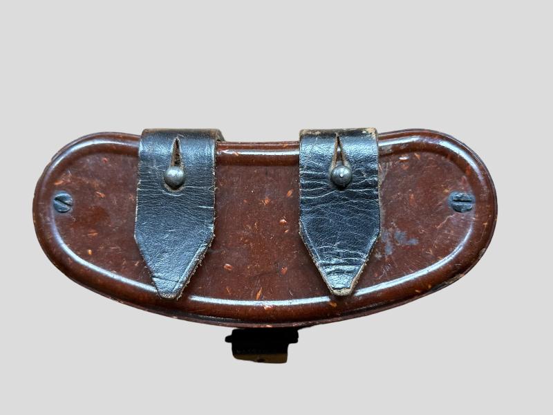 WH (Heer) Baklite 6x30 Binoculars Case