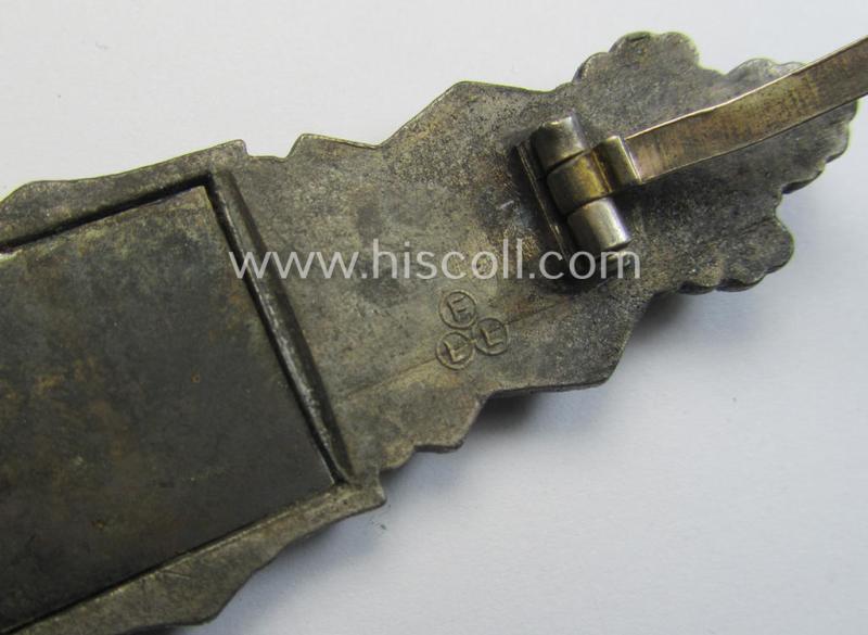 'Nahkampfspange in Silber' being a maker- (ie. 'FLL'-) marked so-called: '3rd pattern'-specimen