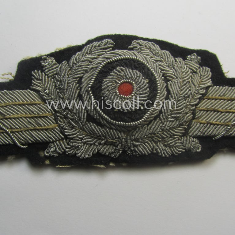 WH (Luftwaffe), hand-embroidered cap-wreath ie. cocarde as intended for a 'Luftwaffe' officers'-type visor-cap (ie. 'Schirmmütze') that comes in a carefully cap-removed condition