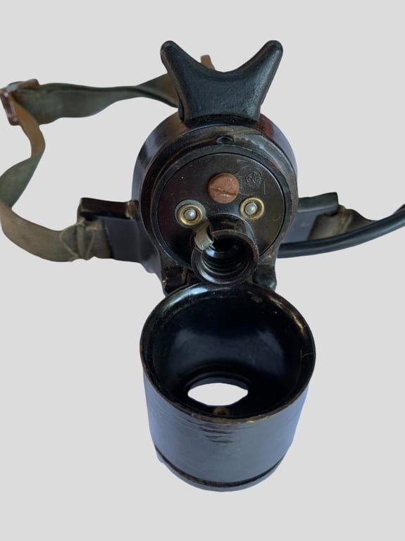 WH (HEER) Bakelite Head Torch