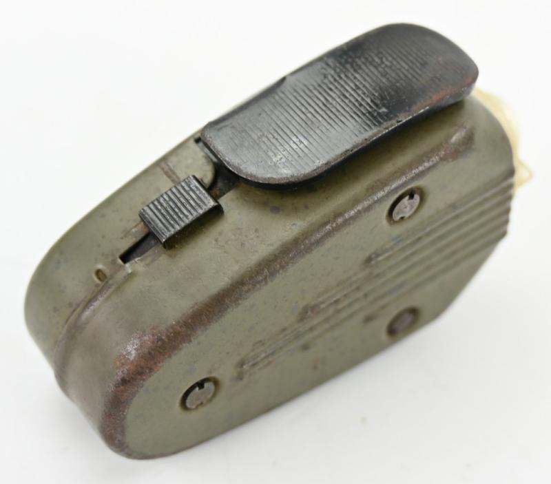 Dutch WW2 Iconic Flashlight 'Knijpcat' type 7424-03