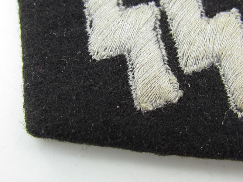 Waffen SS Collar Tabs Set " Scharführer "