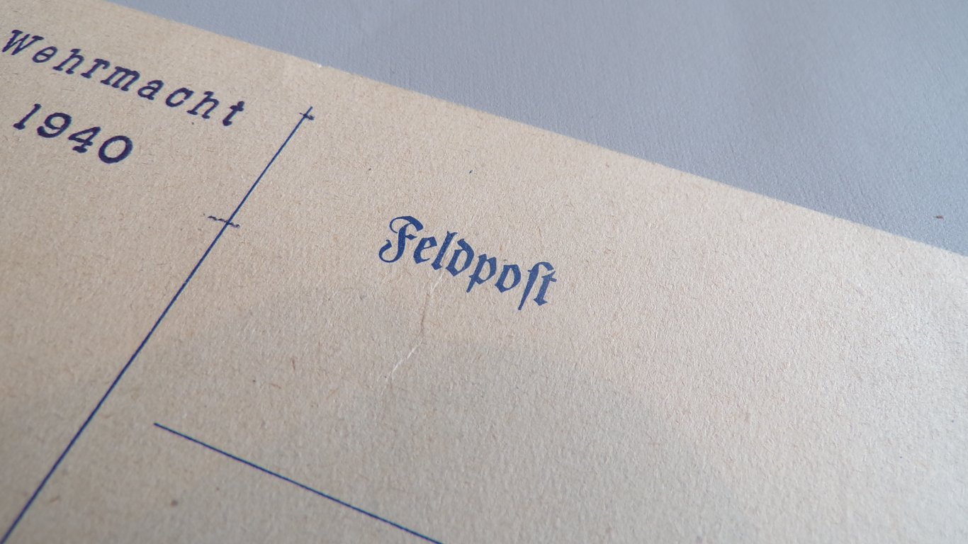 "Auch 1940 A.K. voraus" Kriegsmarine Postcard