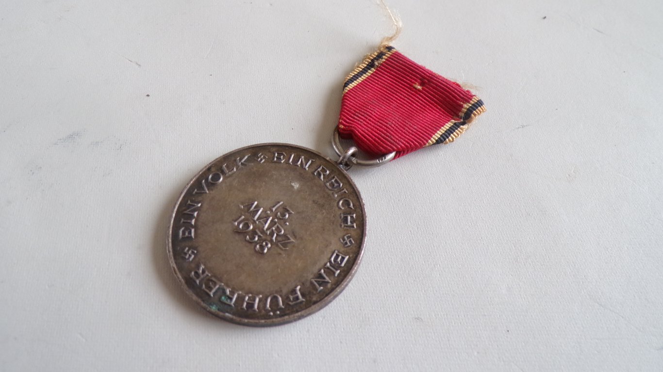 Ostmark Medaille 13 March 1938