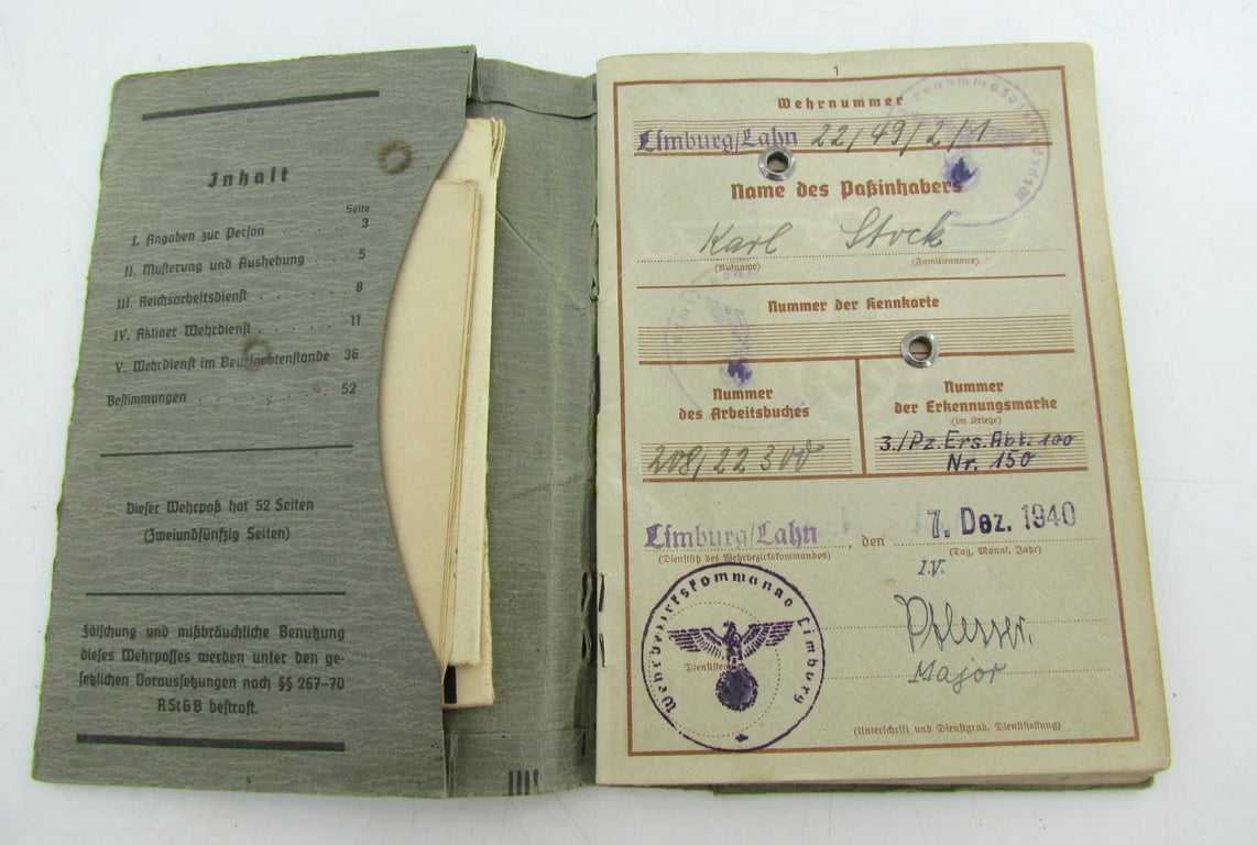 Document/Medal grouping, 23rd Panzer divison Panther V crewman ( including Panzerkampfabzeichen 25!)