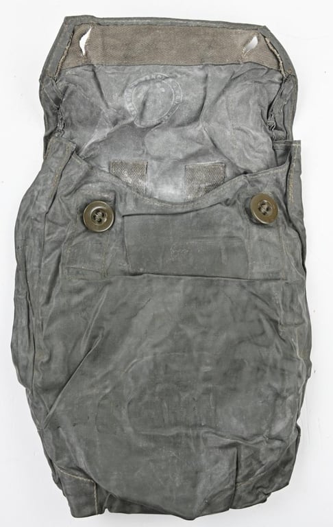 German WH M31 Gascape Pouch