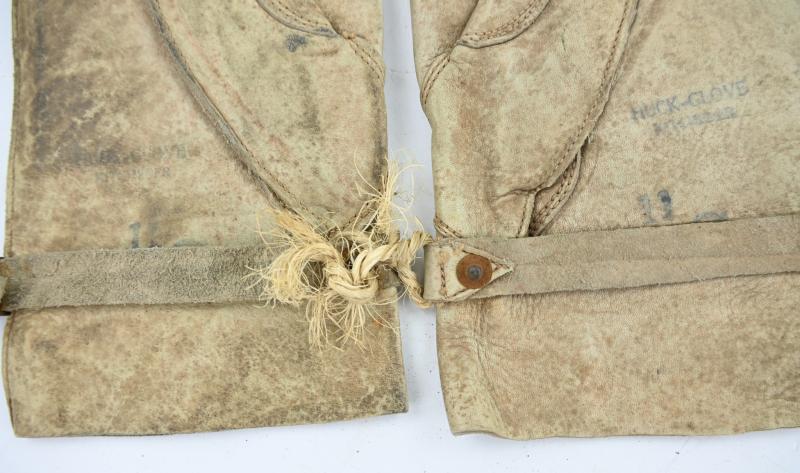 Canadian WW2 Artillery Gloves