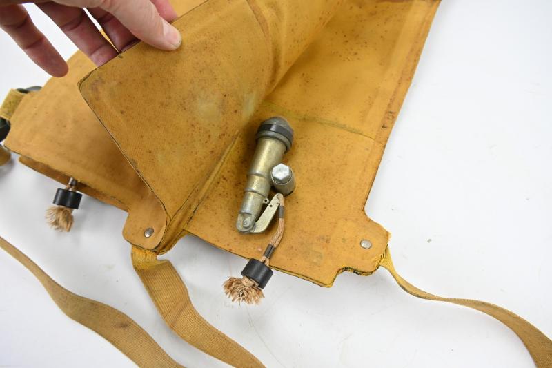 US WW2 Mae West Life Preserver Vest AN 6519-1