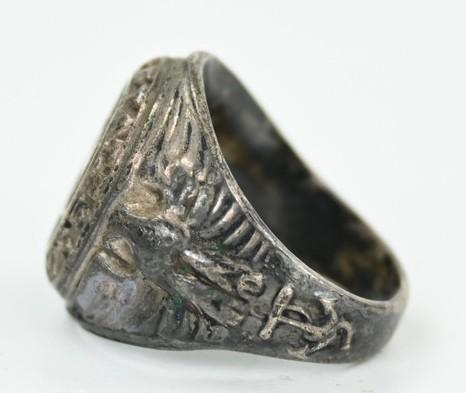 US Navy WW2 Ring