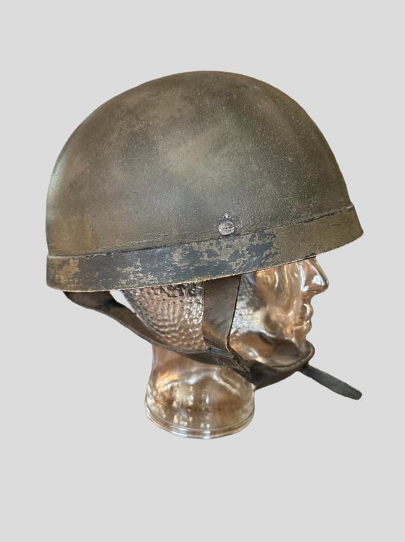 British Airborne Fibre Rim Helmet -1942-